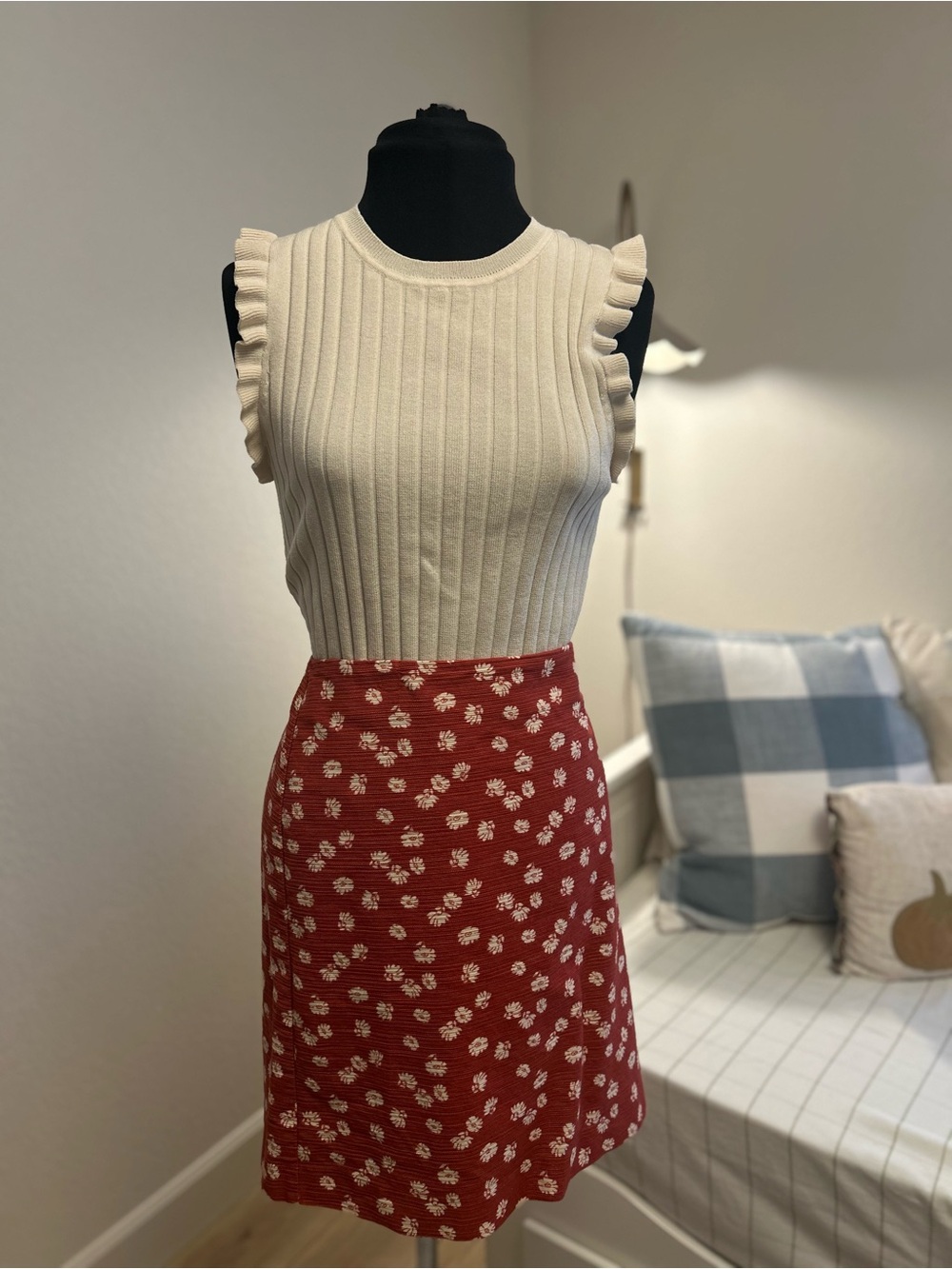 Ann Taylor Red Floral Mini Skirt (tank not included)